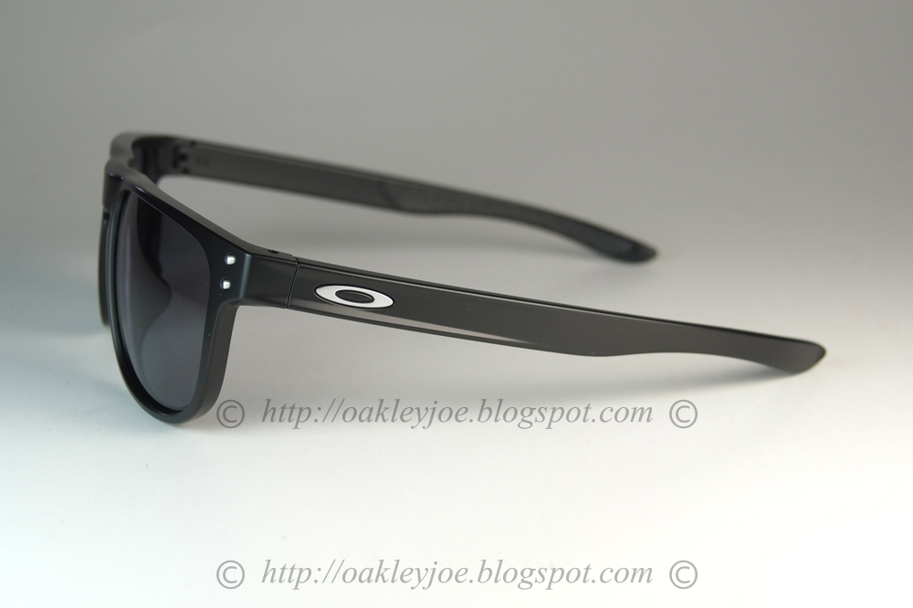 oakley holbrook round oakley holbrook round